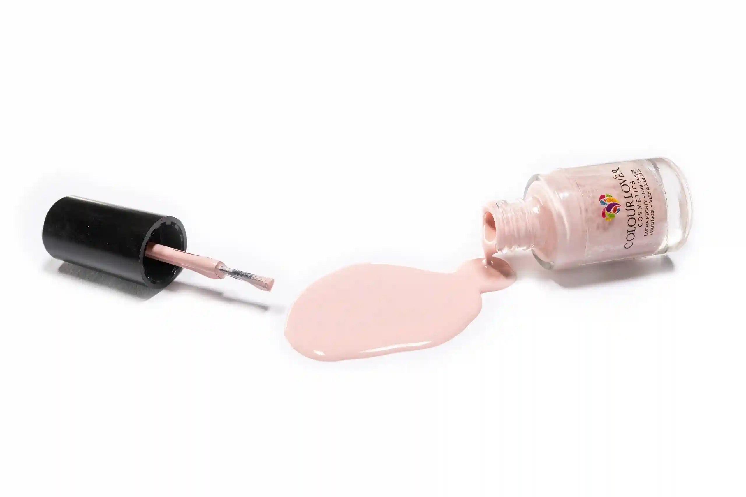 Beach Rules – Vegan quick-dry nude nail polish with pink undertones, 10-free and cruelty-free.