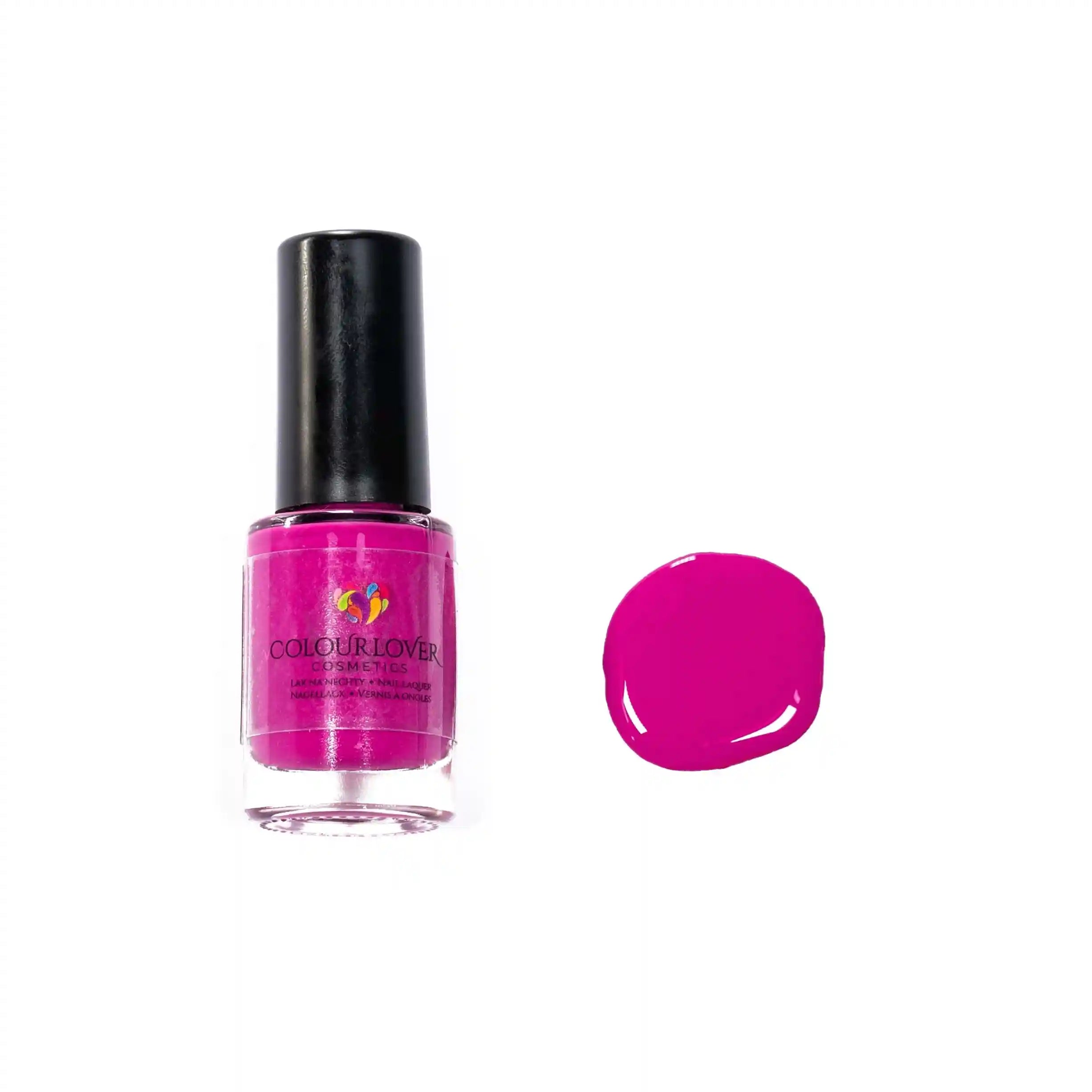 Cupcakes and Sandwiches – Vegan 10-free light pink nail polish with a glossy finish, plant-based, and cruelty-free