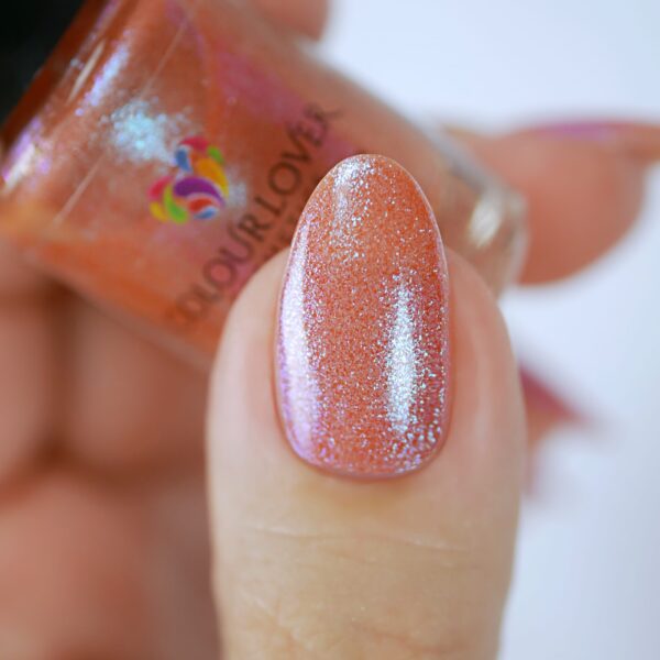 Fun in the Sun – Vegan 10-free coral pink nail polish with a cream finish, plant-based, and cruelty-free