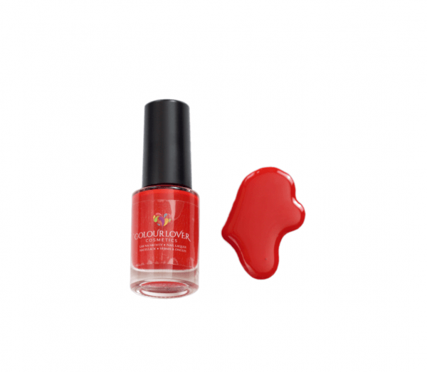 Timeless Red – Vegan 10-free classic red nail polish with a cream finish, plant-based, and cruelty-free.