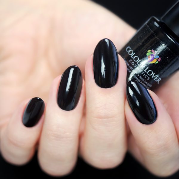 Pitch Black – Vegan 10-free black nail polish with a glossy finish, plant-based, and cruelty-free