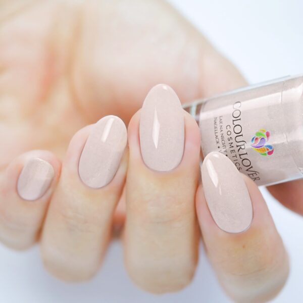 Sandcastle – Vegan 10-free neutral beige nail polish with a cream finish, plant-based, and cruelty-free