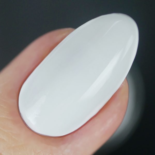 Snow White – Vegan 10-free crisp white cream nail polish with a glossy finish, plant-based, and cruelty-free
