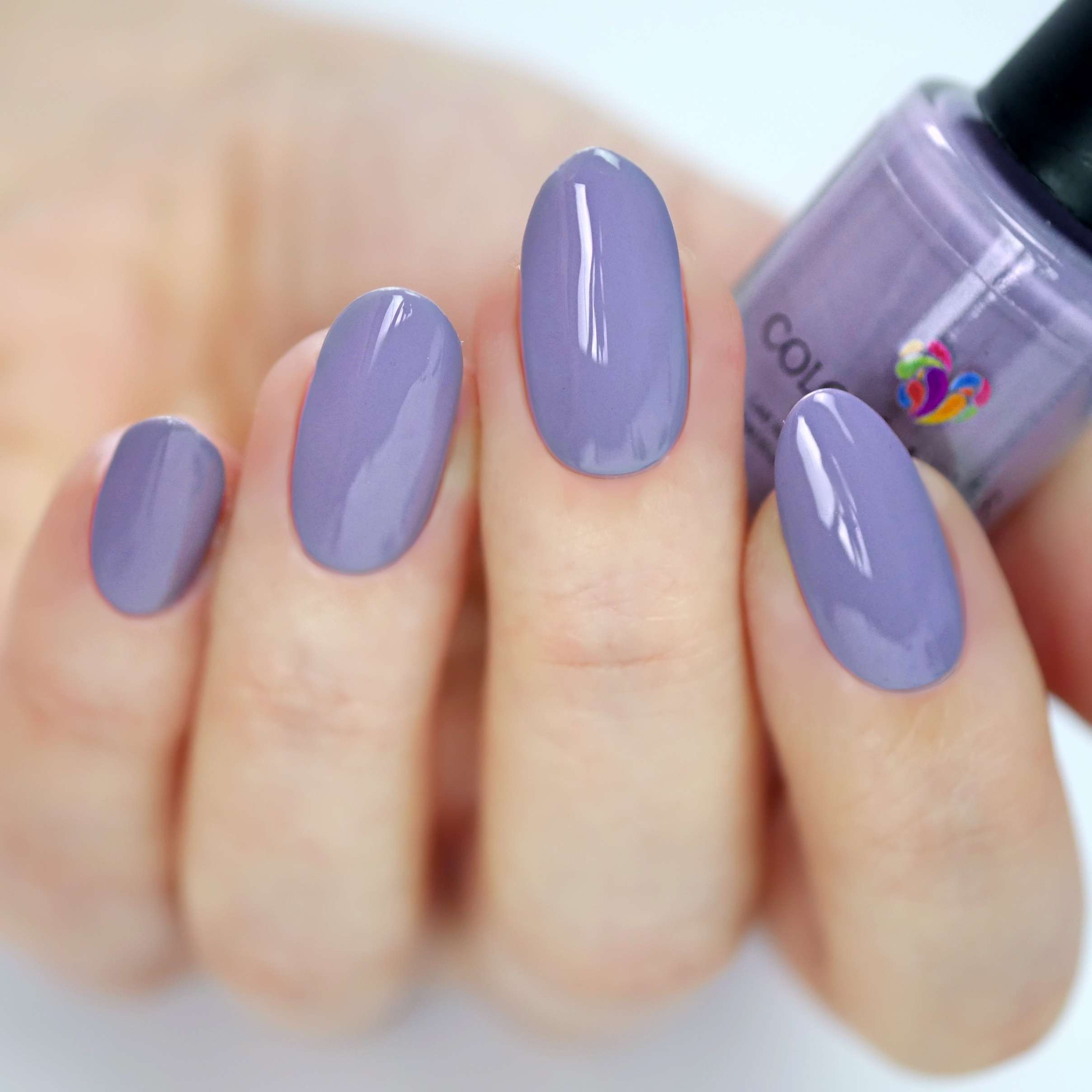 gray nail polish with purple undertones with plant based, 10-free, vegan, cruelty free, sustainable safe and healthy formula handmade in Slovakia