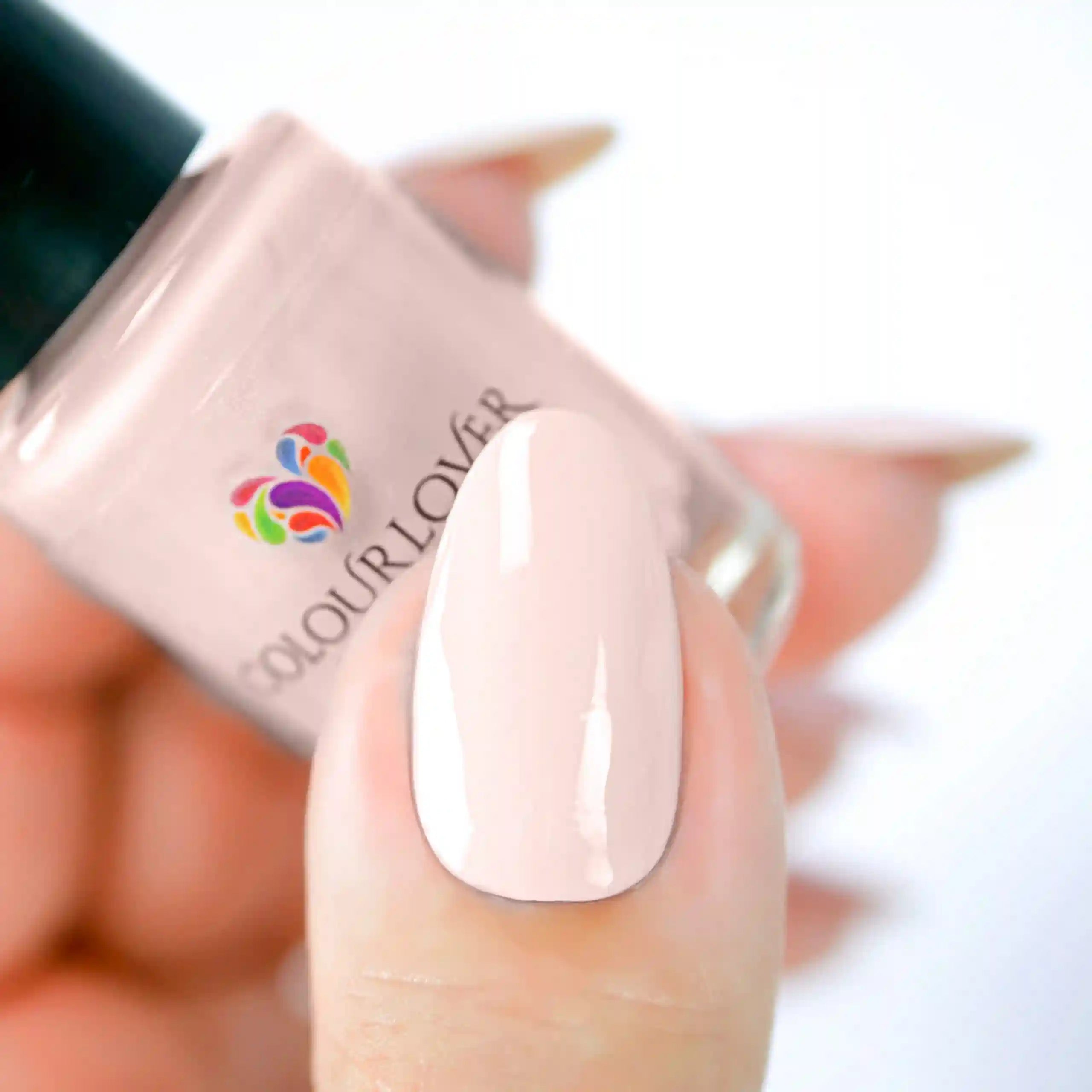 Beach Rules – Vegan quick-dry nude nail polish with pink undertones, 10-free and cruelty-free.