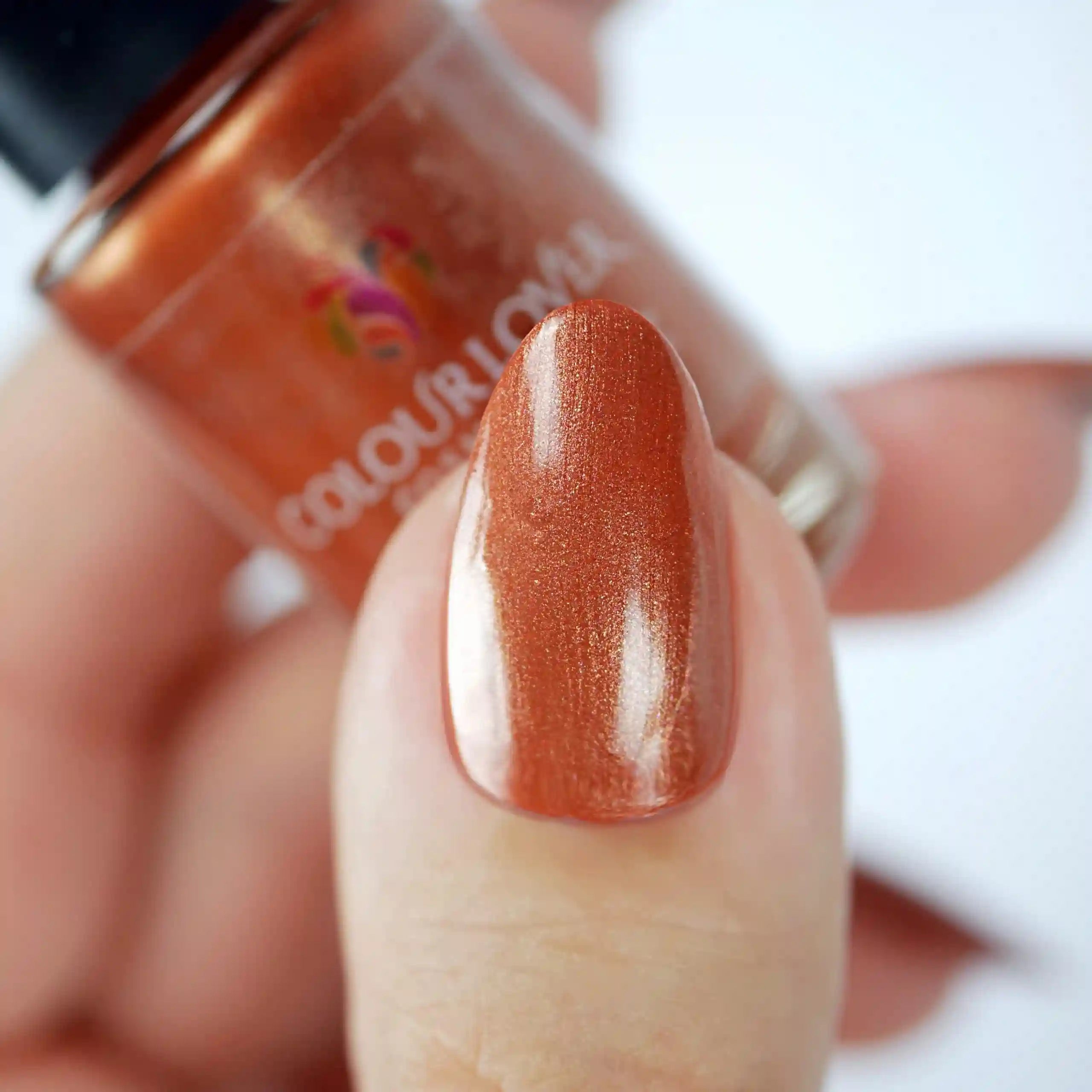 Bronze Goddess – Vegan quick-dry bronze nail polish with a shimmer finish, 10-free and cruelty-free.