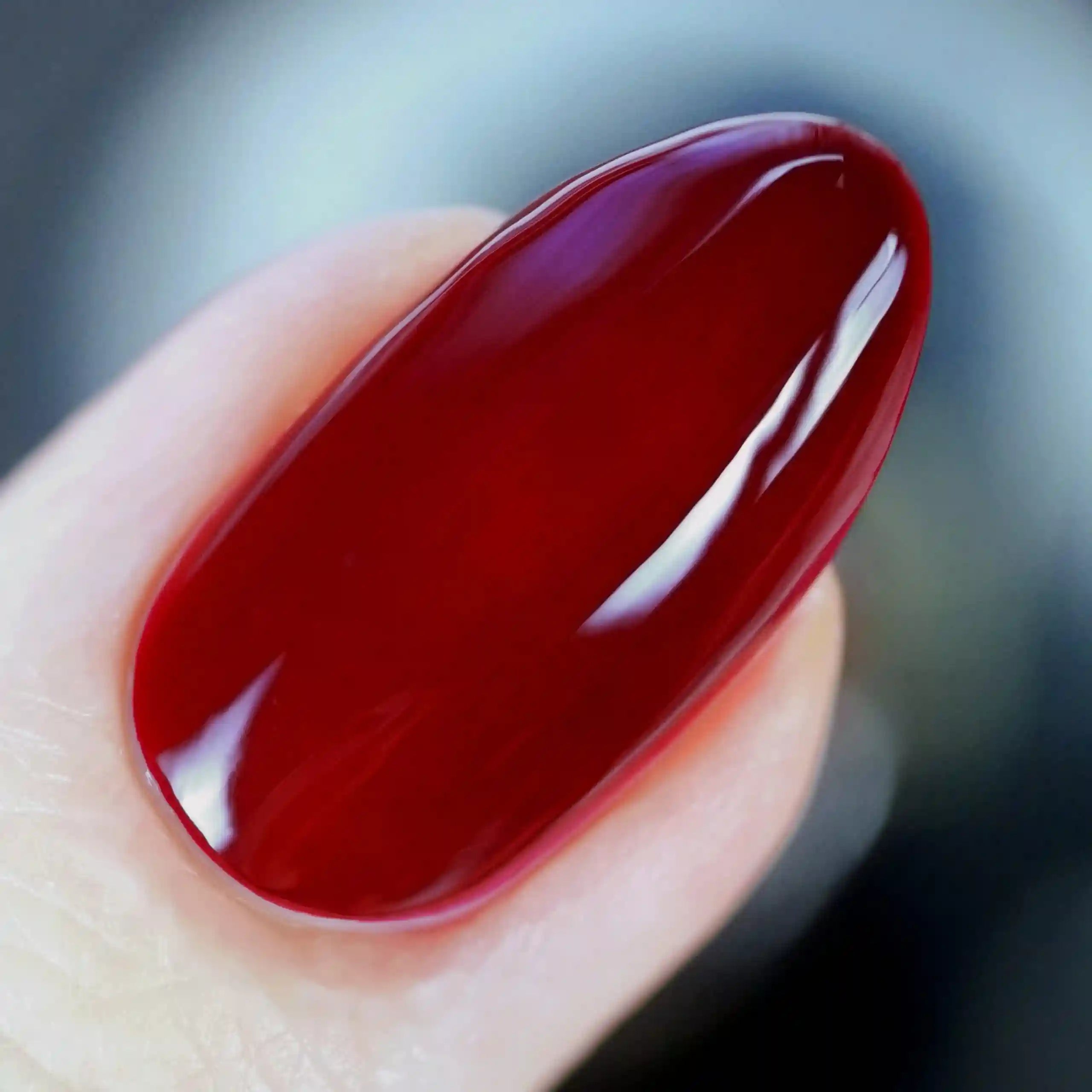 Burgundy red – Vegan quick-dry purple nail polish with a creme finish, 10-free and cruelty-free.