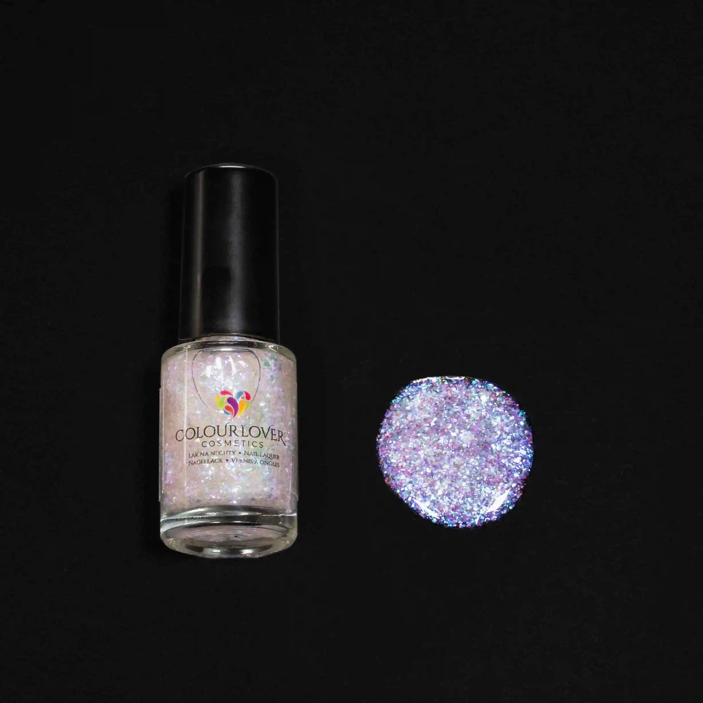 Chilling Joy – Vegan 10-free multichrome nail polish with a glossy finish, plant-based, and cruelty-free