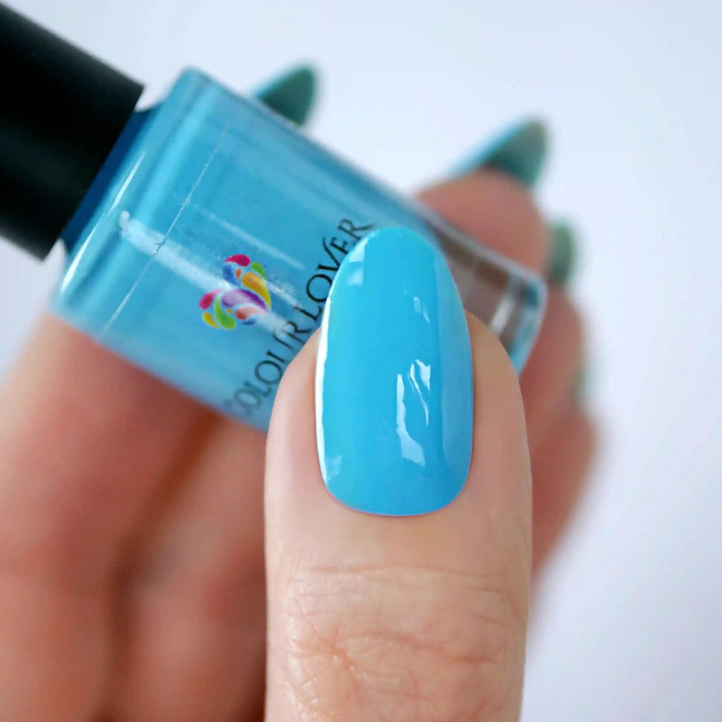 Clear Blue Sky – Vegan 10-free crystal blue nail polish with a glossy finish, plant-based, and cruelty-free