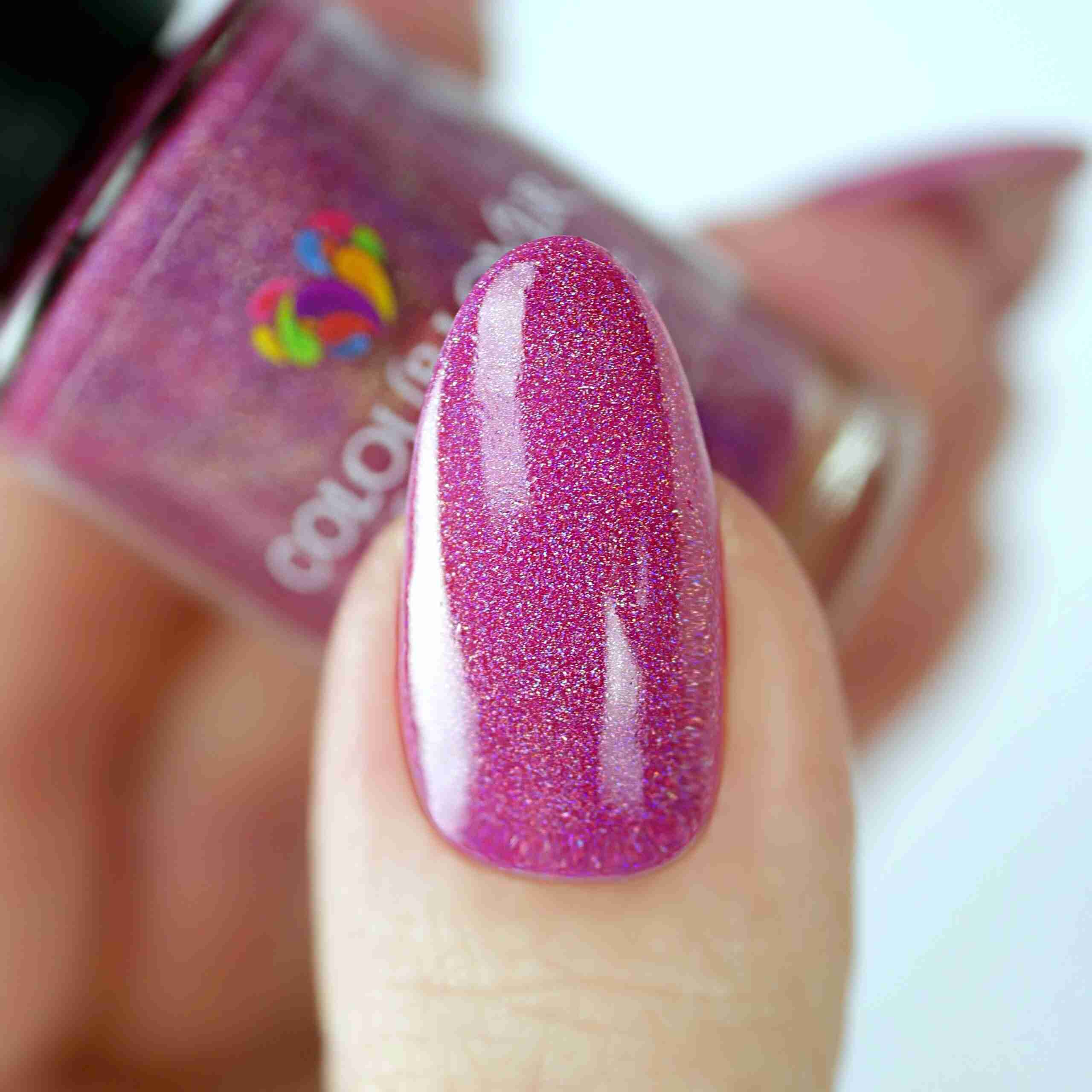 Life’s a Picnic – Vegan 10-free coral shimmer nail polish with a shimmer finish, plant-based, and cruelty-free.