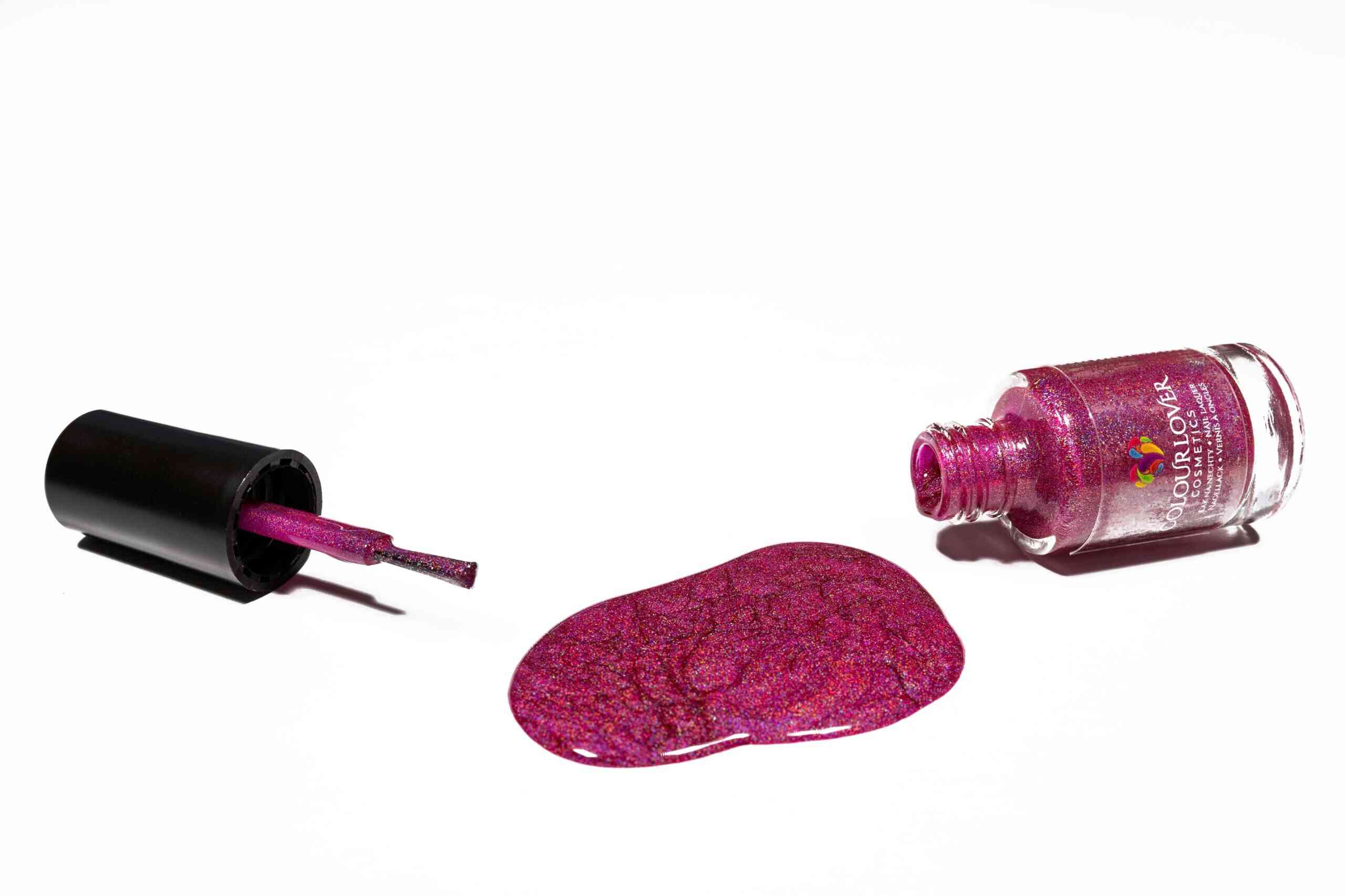 Life’s a Picnic – Vegan 10-free coral shimmer nail polish with a shimmer finish, plant-based, and cruelty-free.