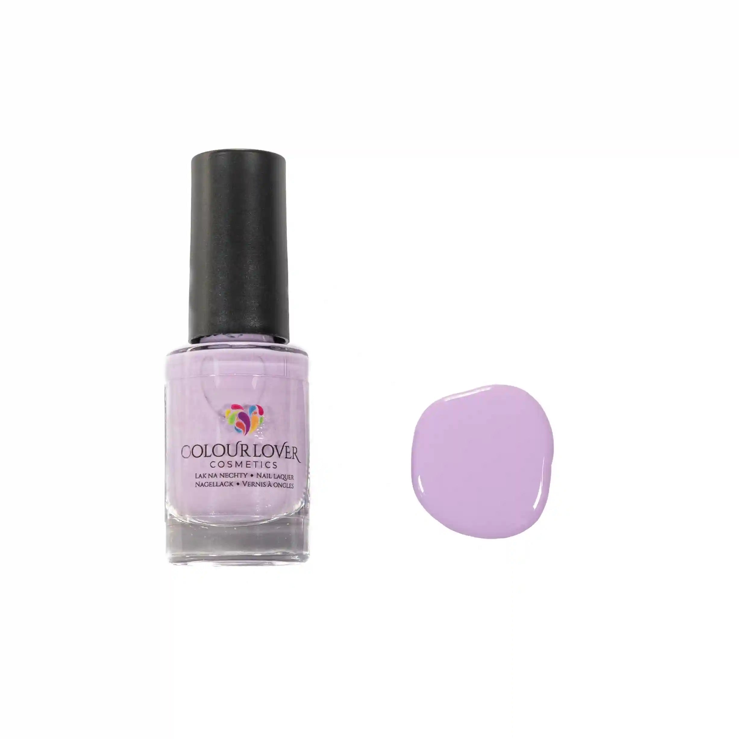 Read the Clouds – Vegan 10-free pastel lilac cream nail polish, plant-based and cruelty-free