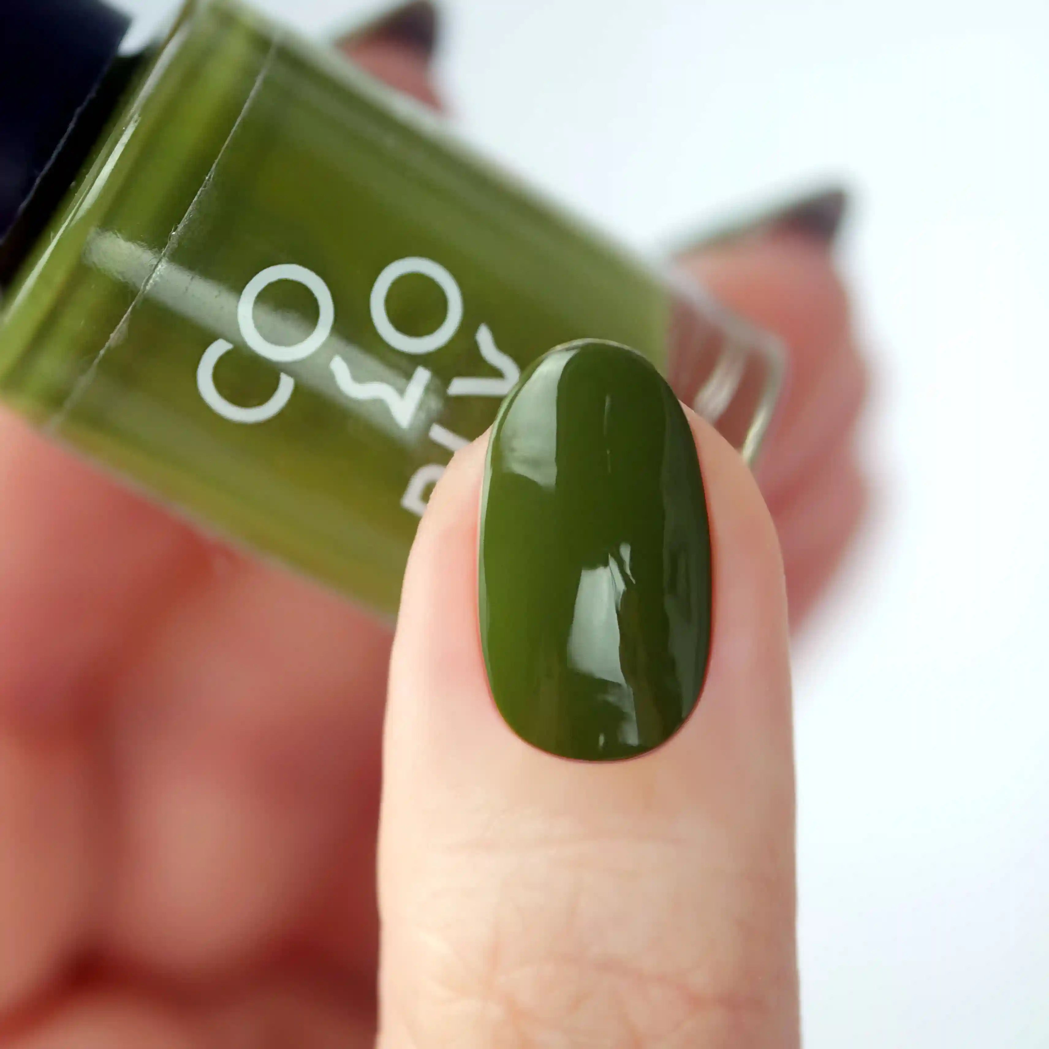 Whispering Fern – Vegan 10-free olive green nail polish with a cream finish, plant-based and cruelty-free