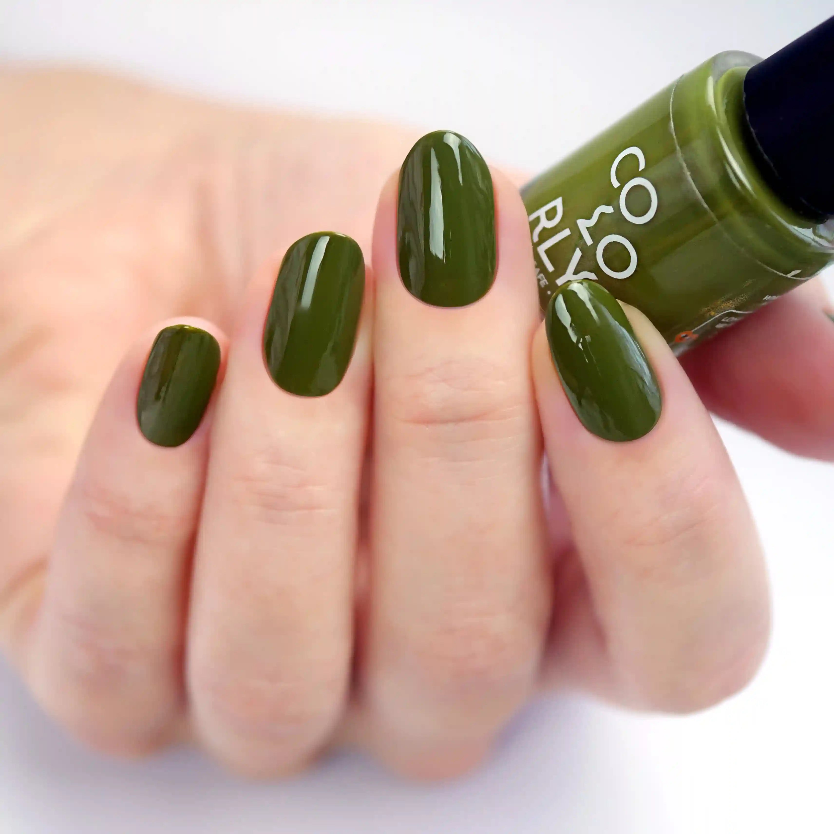 Whispering Fern – Vegan 10-free olive green nail polish with a cream finish, plant-based and cruelty-free