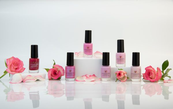 pink red nail polish with plant based, 10-free, vegan, cruelty free, sustainable, safe and healthy formula handmade in Slovakia